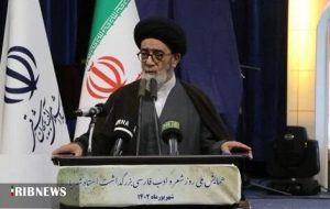 گلایه امام جمعه تبریز از کم توجهی به روز شعر و ادب