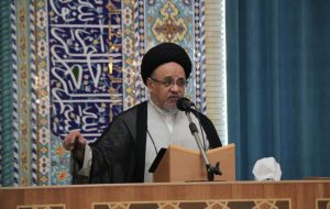 امام جمعه بناب: دشمن به دنبال ایجاد بی‌ثباتی اقتصادی است