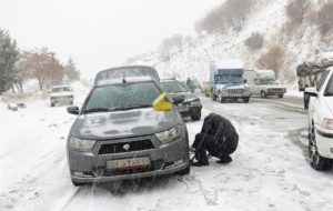 تردد در راههای کوهستانی آذربایجانشرقی با زنجیرچرخ امکانپذیر است تردد در راههای کوهستانی آذربایجانشرقی با زنجیرچرخ امکانپذیر است