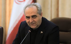 تفویض اختیار به استانداران می‌تواند گره‌گشای مشکلات اقتصادی و تجاری باشد