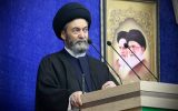 امام جمعه اردبیل: مهار آمریکا فقط با اقتدار میسر است