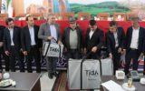 توزیع ۳۱ دستگاه پنل خورشیدی قابل حمل در بین عشایر دو سر کوچ شهرستان اهر